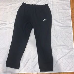 XL NIKE SWEATS